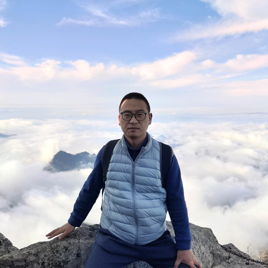 张彤学长的车库