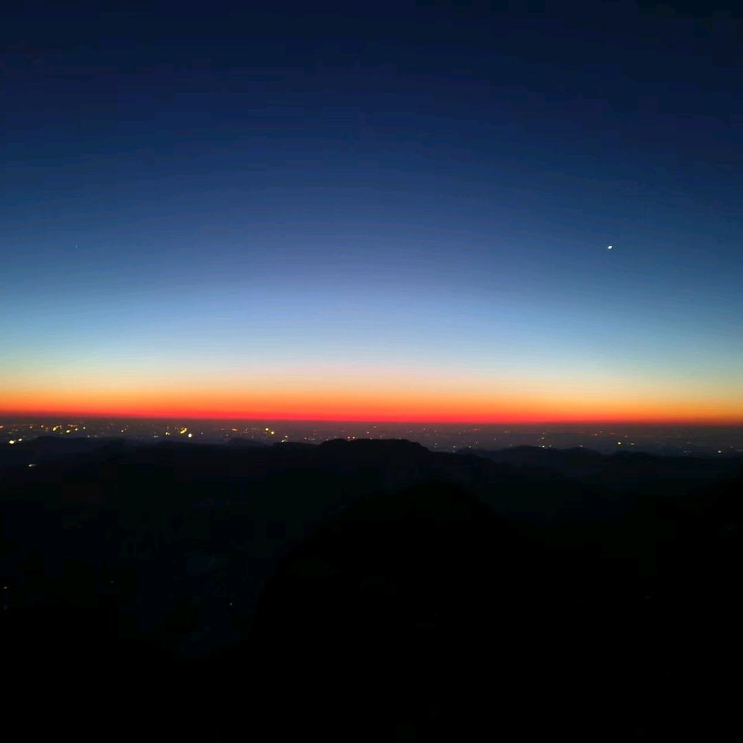 碎花小伙