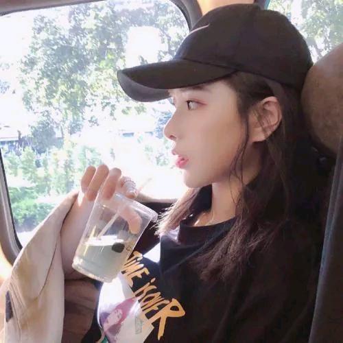佳佳爱看剧