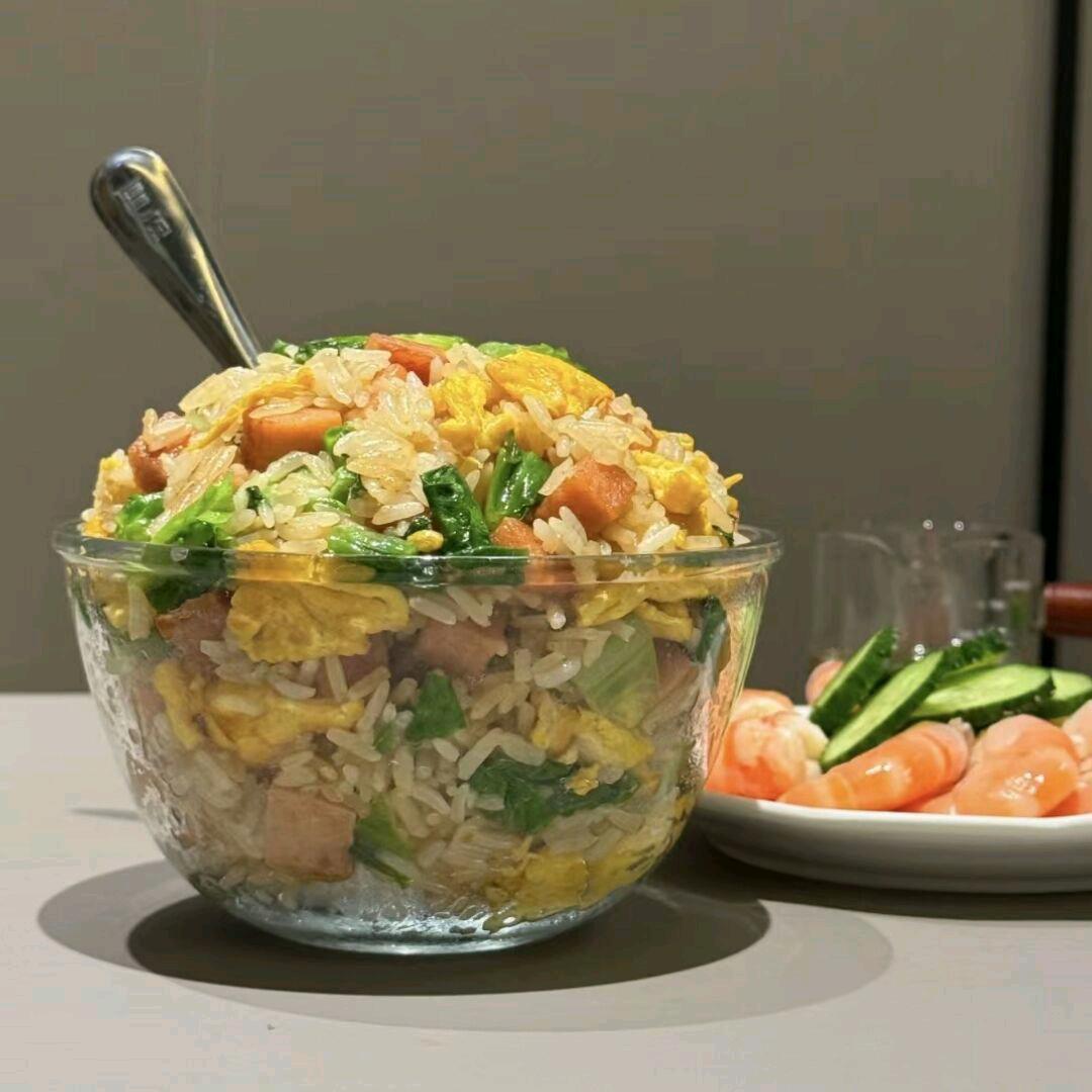 不吃饭会饿！