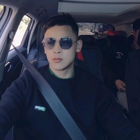 @杨仙森   @万般努力