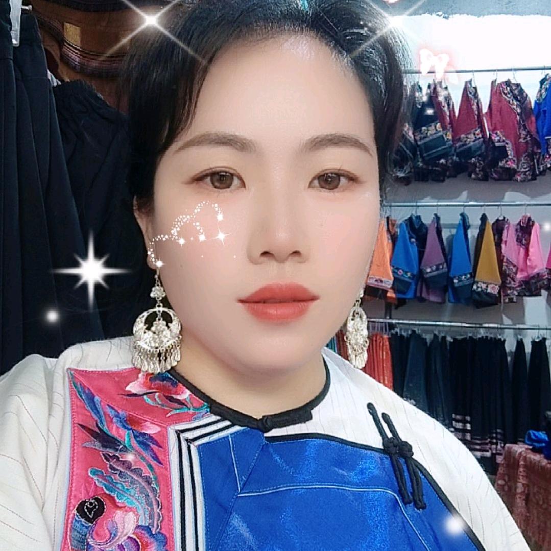 施施苗服