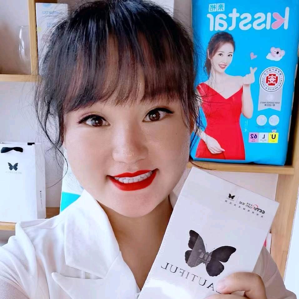 卖哈尔滨红肠的小姐姐～东北特产