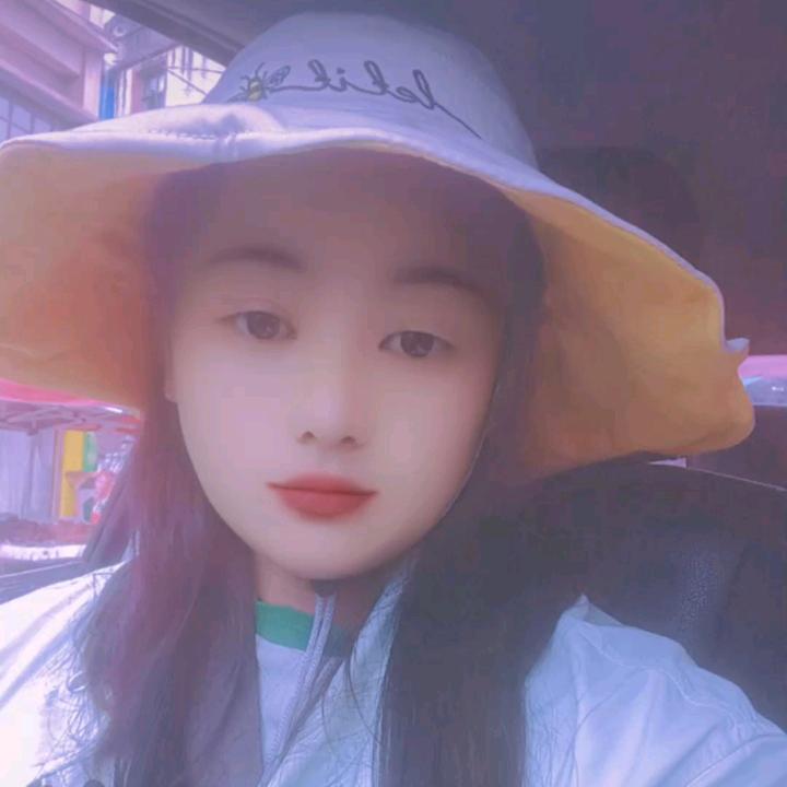 苏芳莹