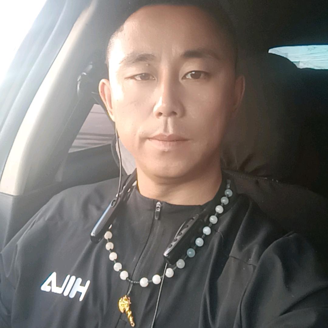 海伦《单身》龙哥