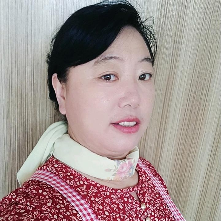 丝巾姐
