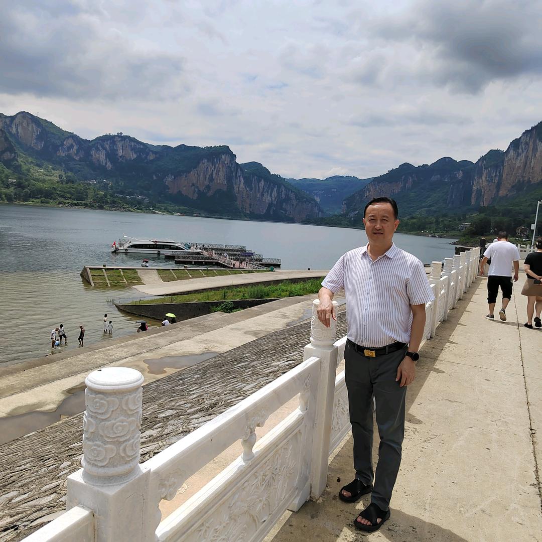 瑞丰建设工程公司 丨酆哥