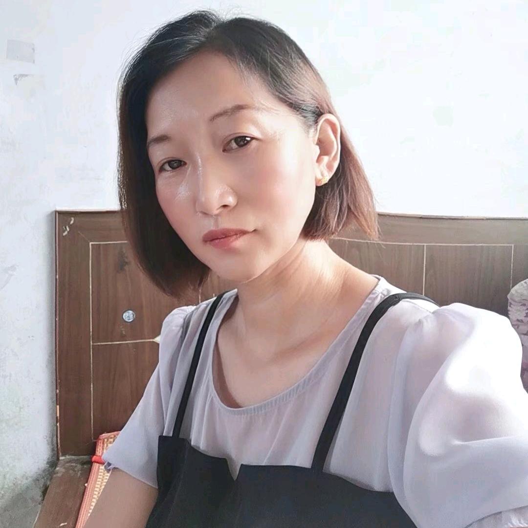 萍萍，