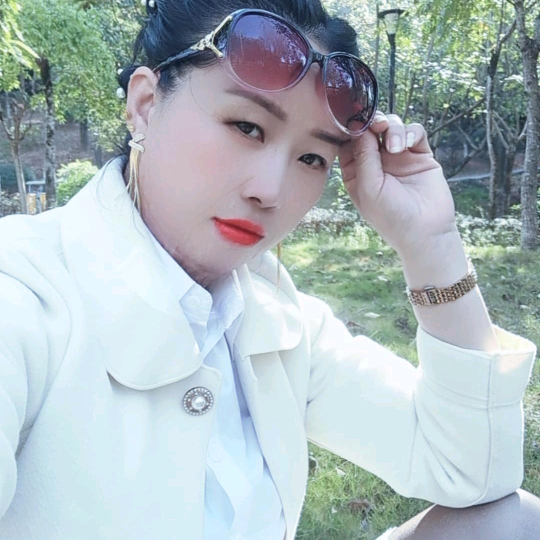 没人心疼的玫瑰🌹