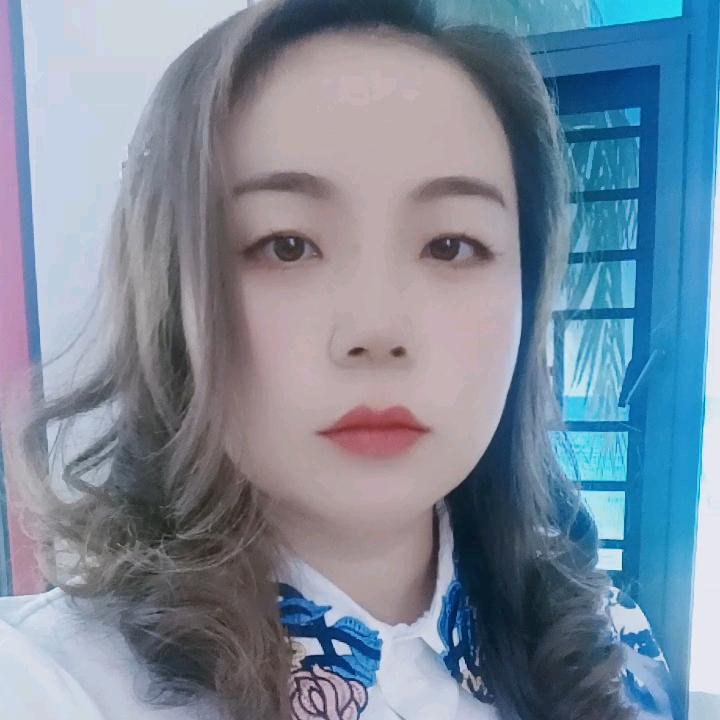 鹿寨县慧宁门窗小赵