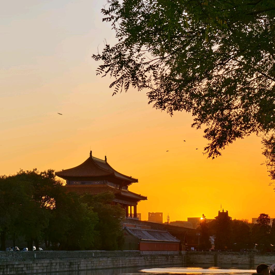 清风何故来👆🏻