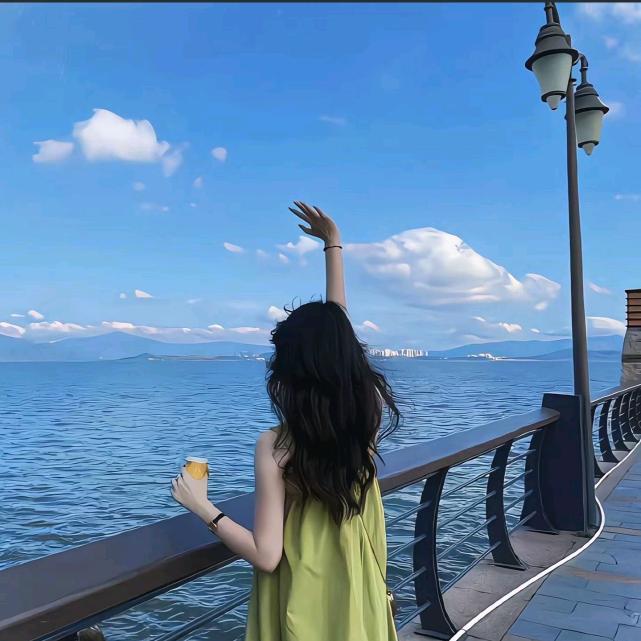 雅儿🧚‍♀️头像