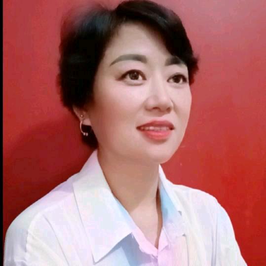 杨梅夫妻每晚《8.10分》开播