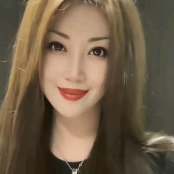 红太阳小龙女
