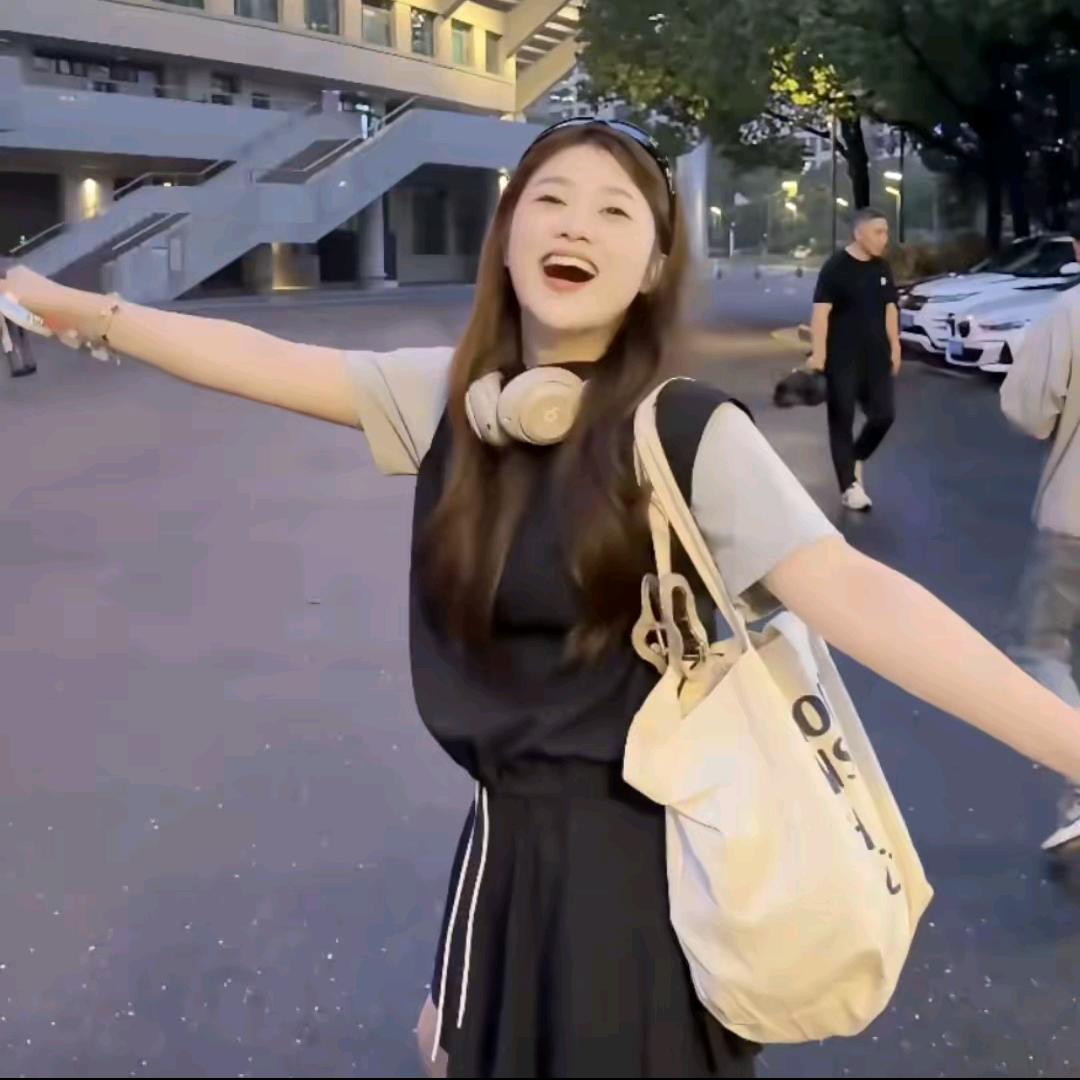 微胖的宣宣穿搭日记