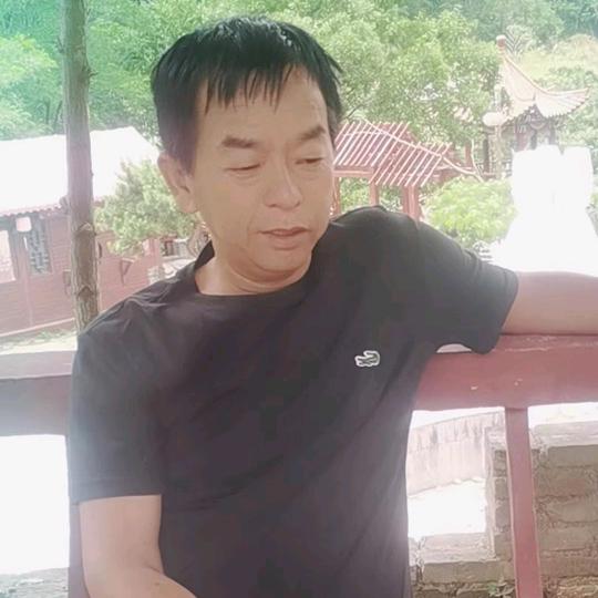 用户1910723749642苦曾生