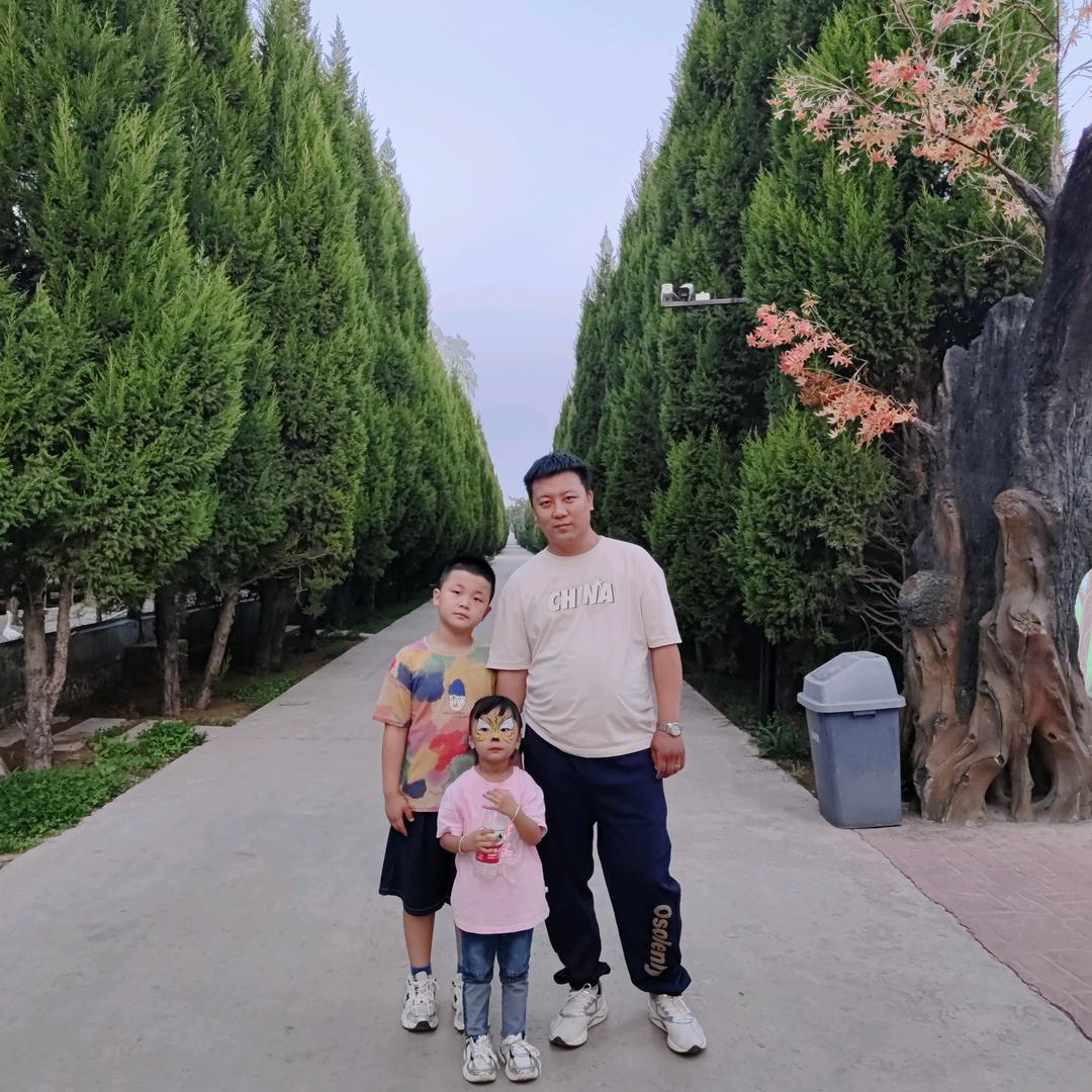 河津市铝基地耿川阁火锅店