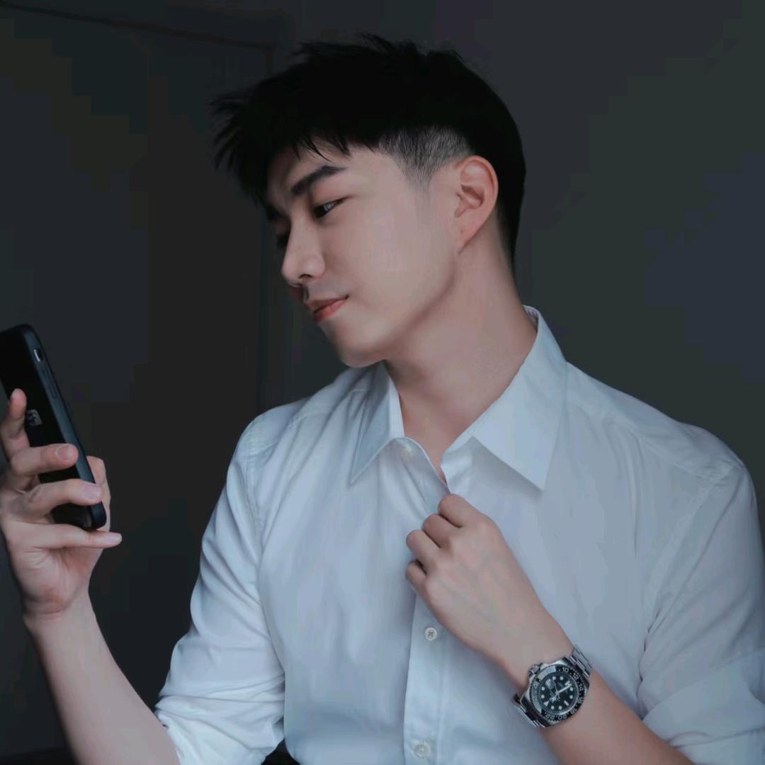 俊凯LEE