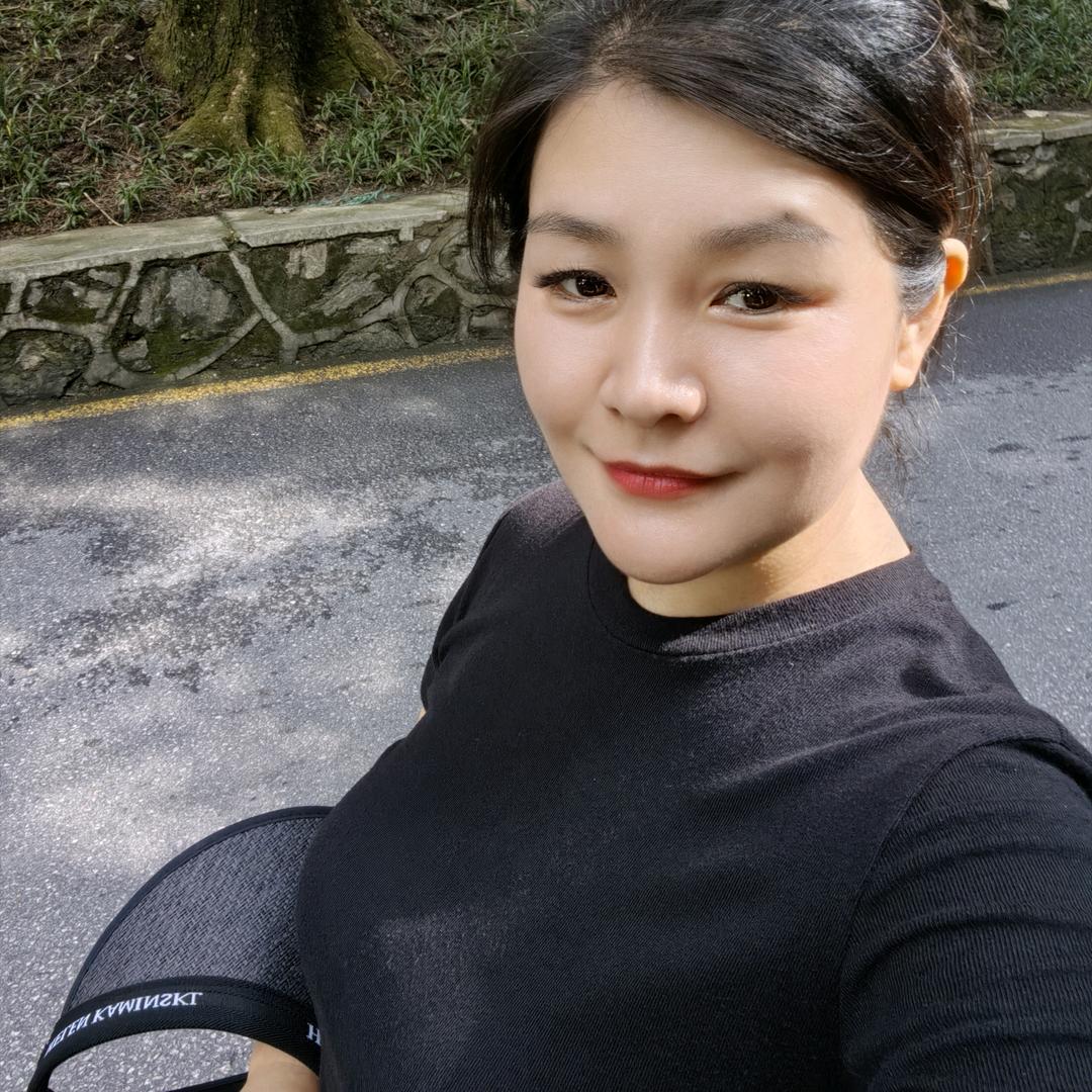 张小小