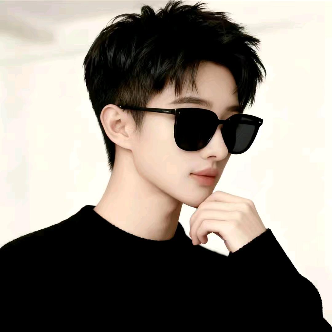 𓂃꙳ 揽月入怀