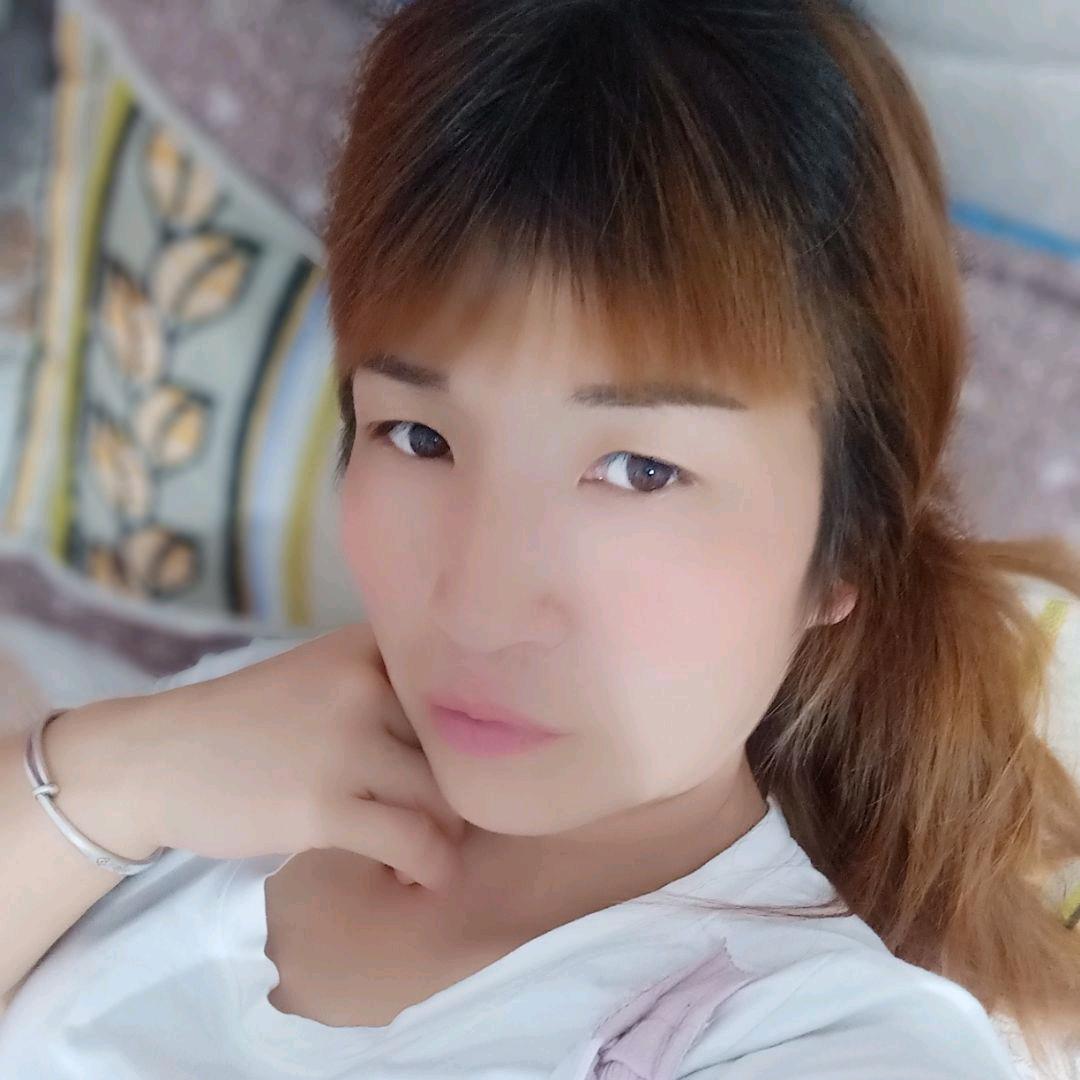 孤独的一个人周小丽