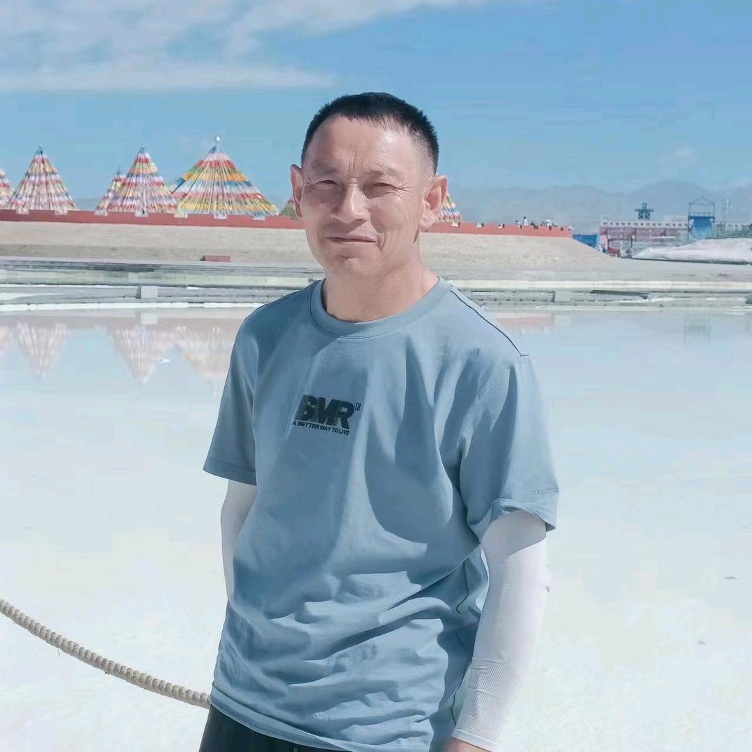 严德忠