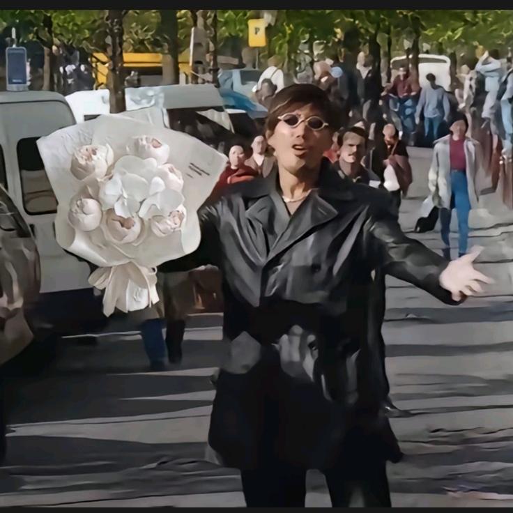 其实那天我拿的是花