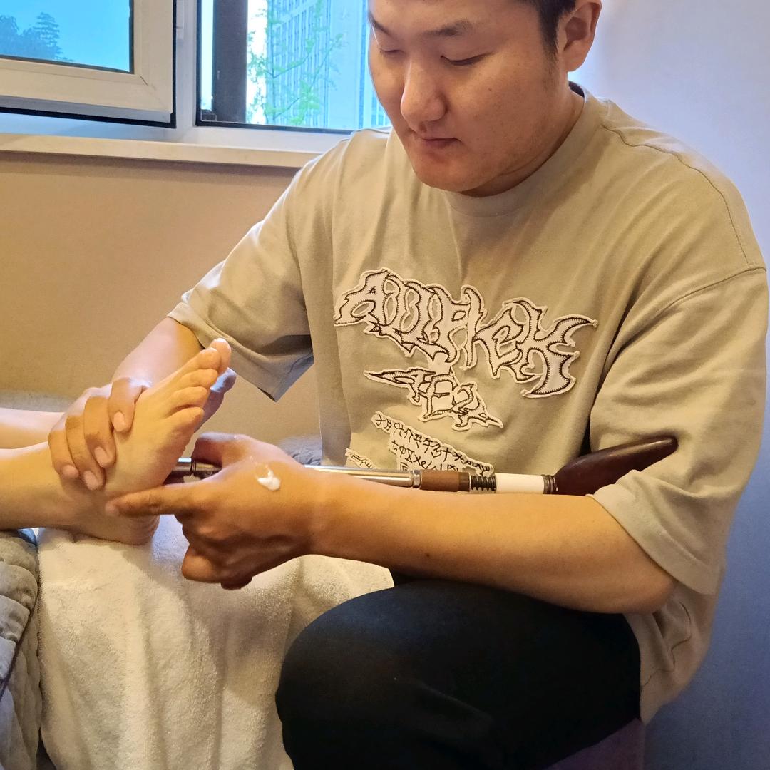 北京砭石枪足道