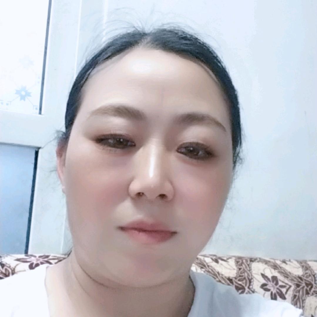 江寂寞的妞