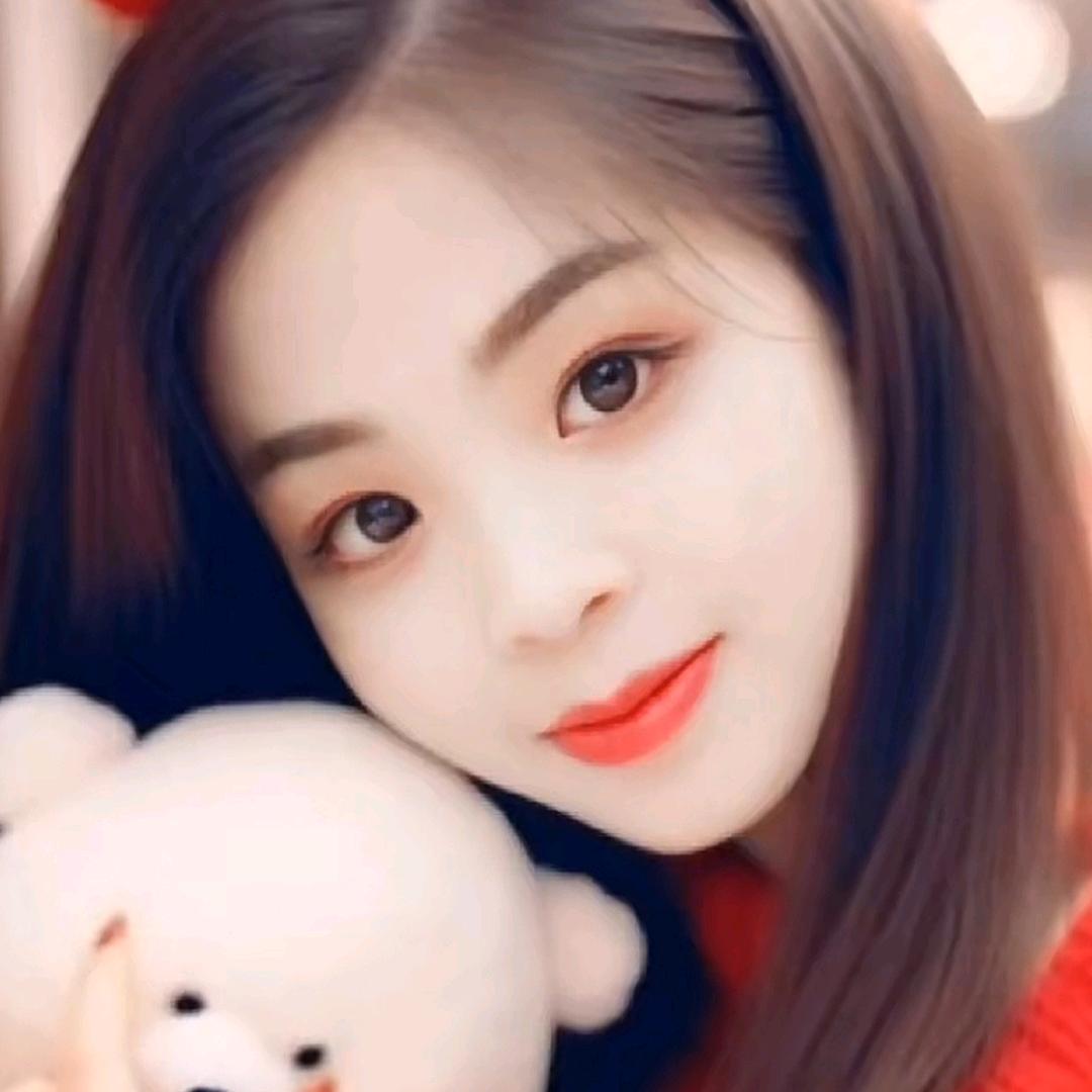 爱笑的女孩
