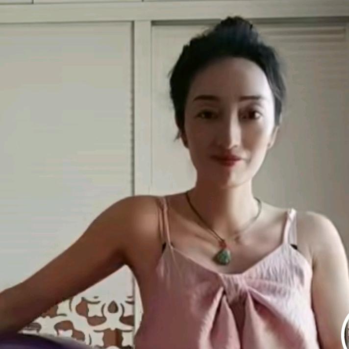🌻努:丽才幸福🏠