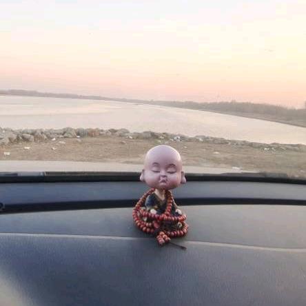 微  笑