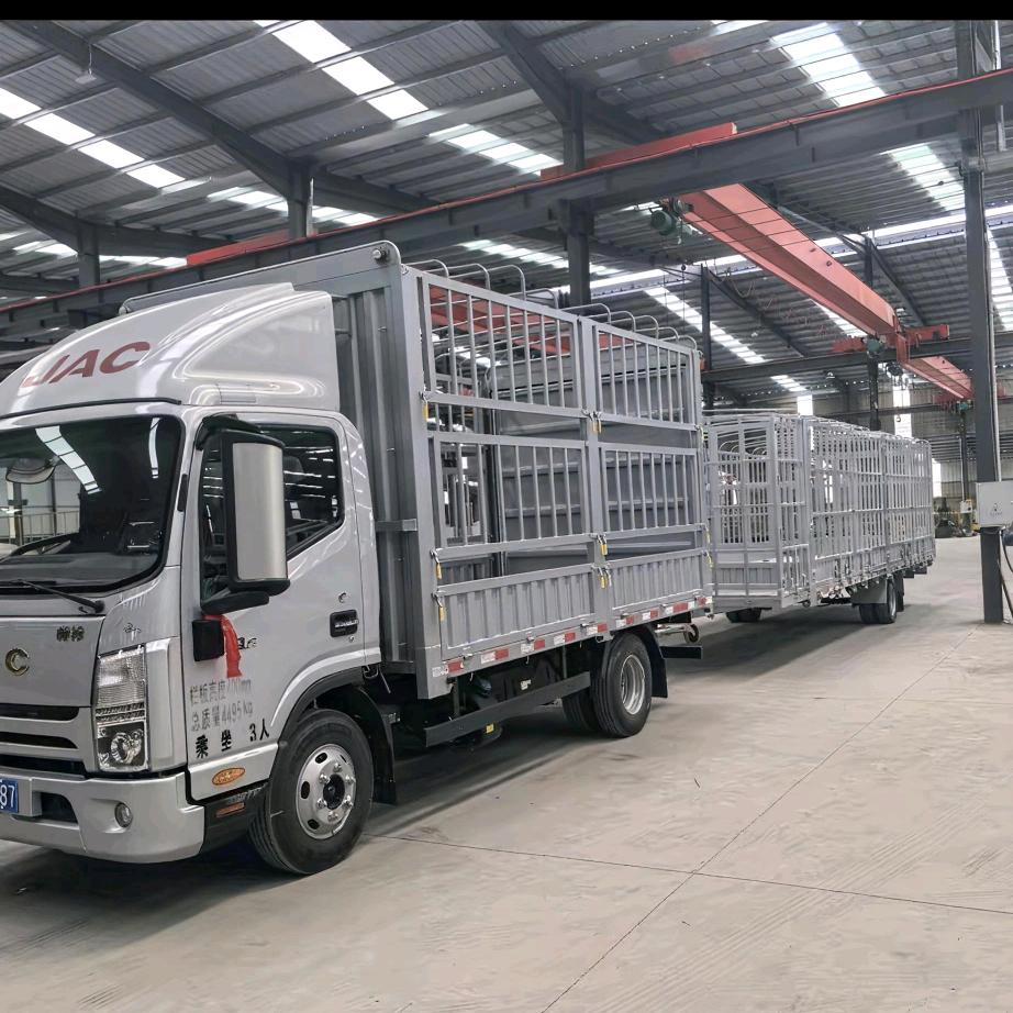 鑫泰4米2中置轴半挂车