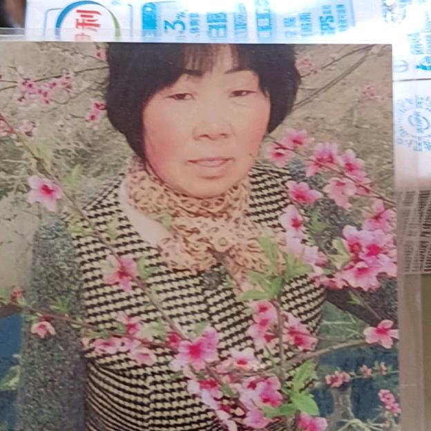 曹素芳