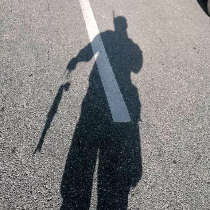 活着就是为了改变！