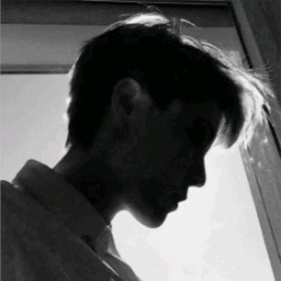 心 动