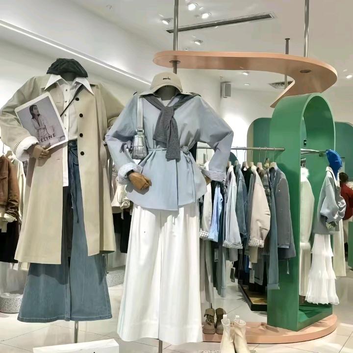 铃铛特色服装优品店