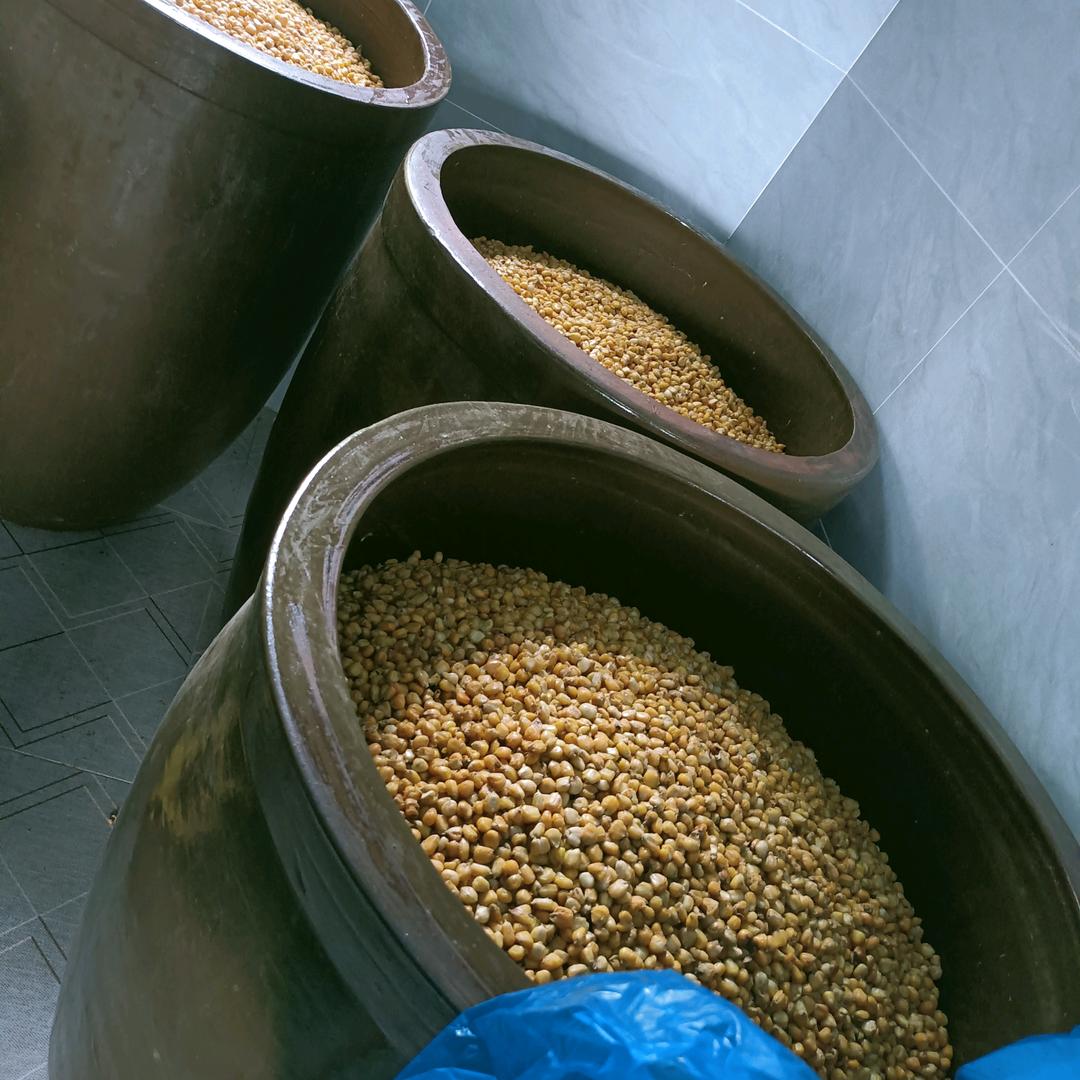 宣威文兴米科小河边创意酒厂