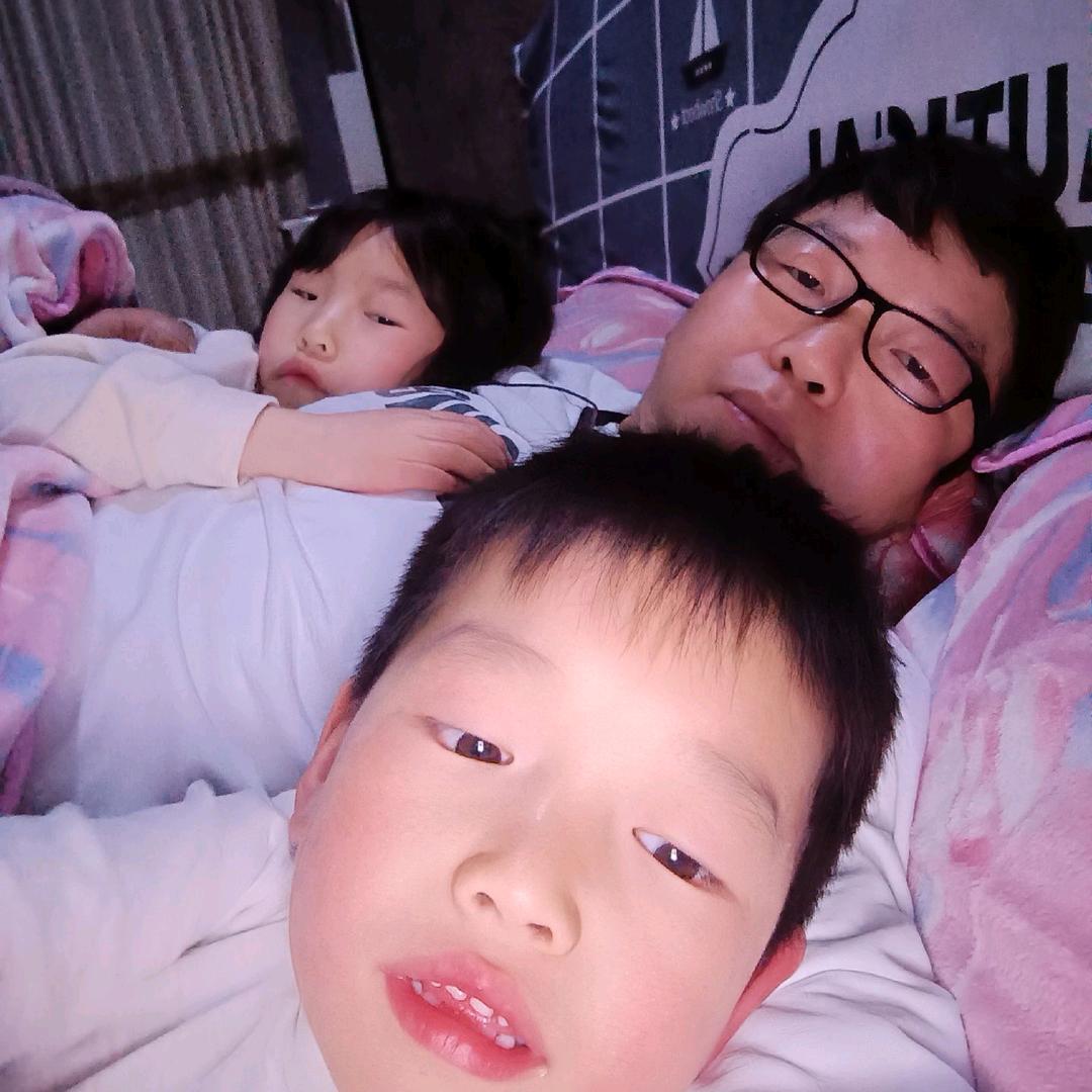 陪伴（鑫棋爸爸邹冰）