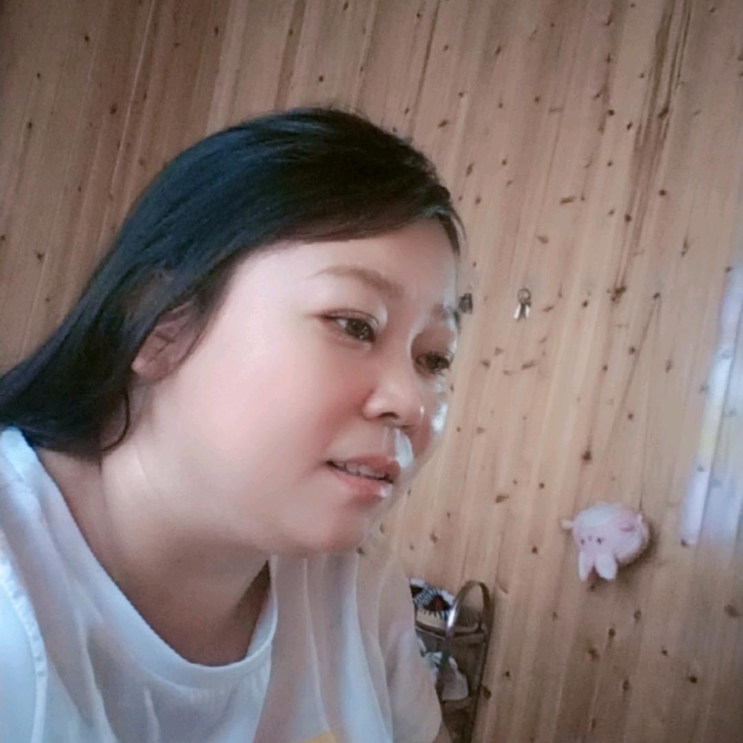 英妹.