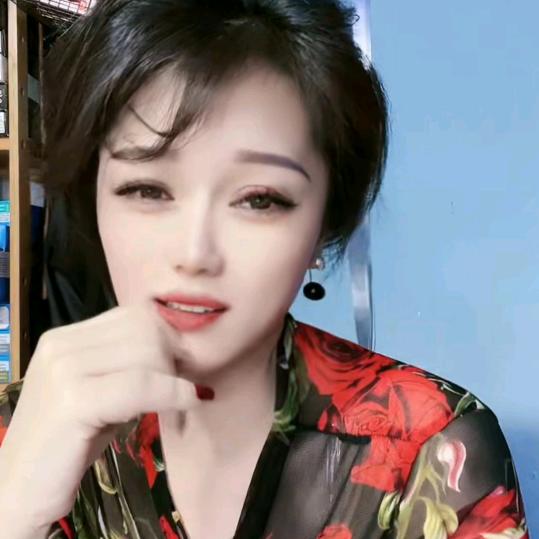 完美蜕变美发（磨人的小少妇）