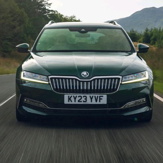 Merlot☞浅笑醉梨涡