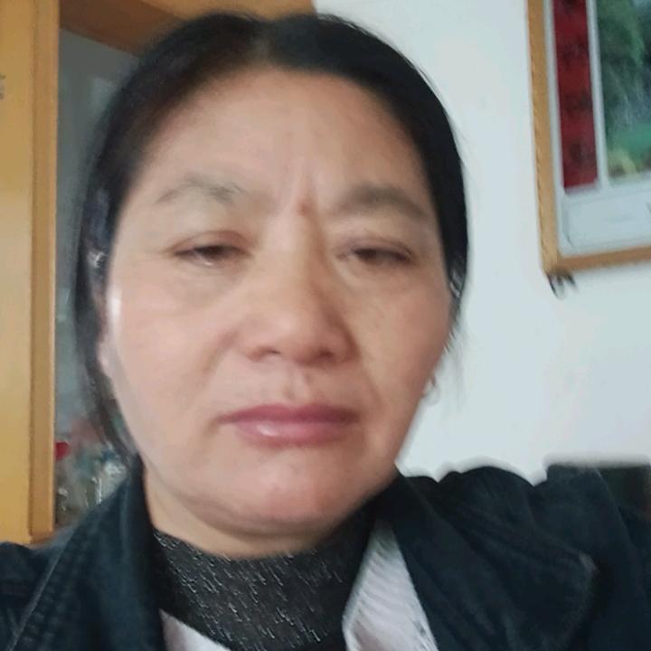 暖暖的的春天向阳开