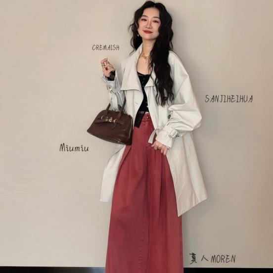 三吉黑花穿搭打卡
