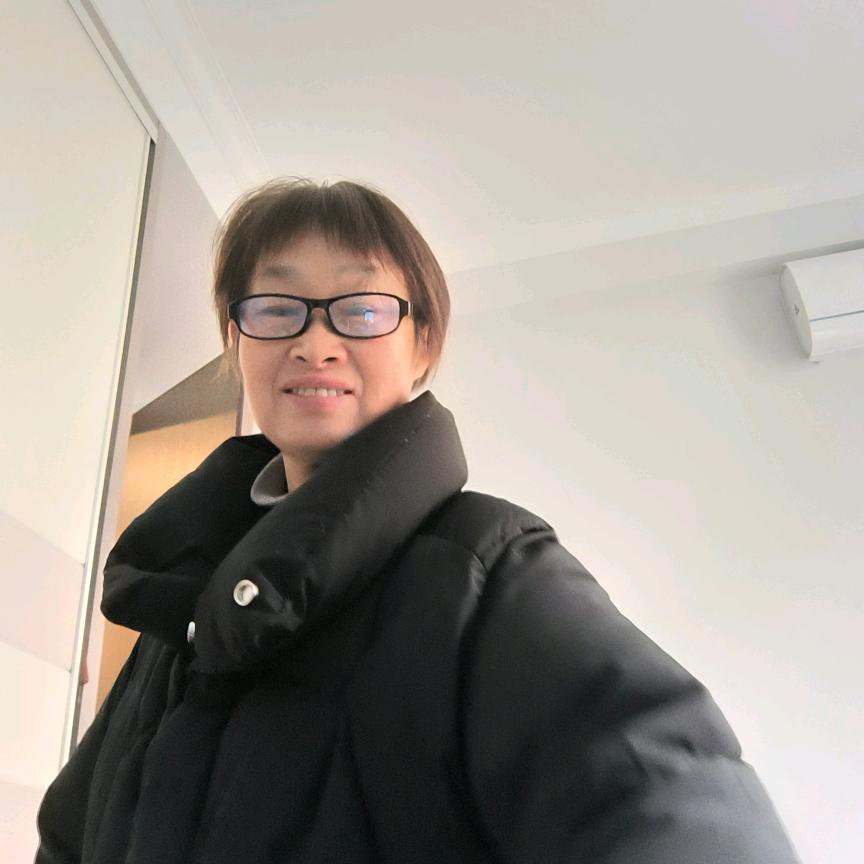 利利姐穿搭
