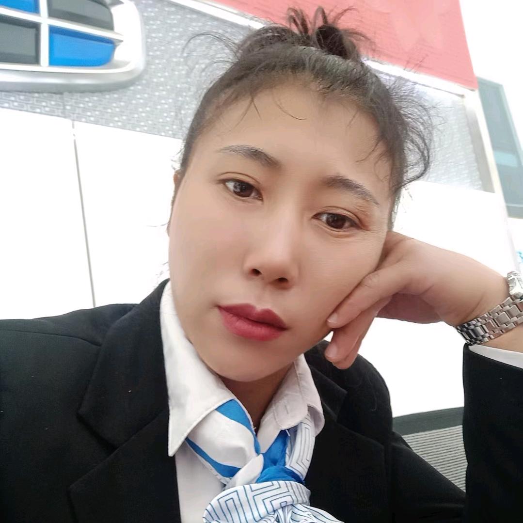野三关卖吉利汽车的肖姐姐