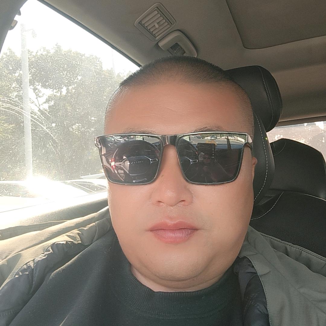 小胖哥🙏🙏🙏