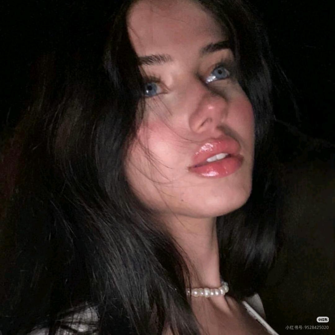 🧚🏼‍♀️