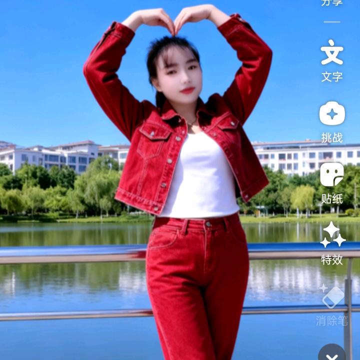 天天好心情🍓🍓🍎🍎