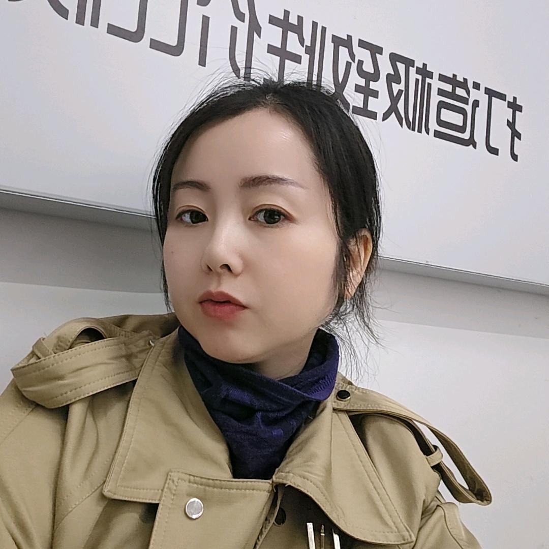 卡姿兰化妆品美甲店